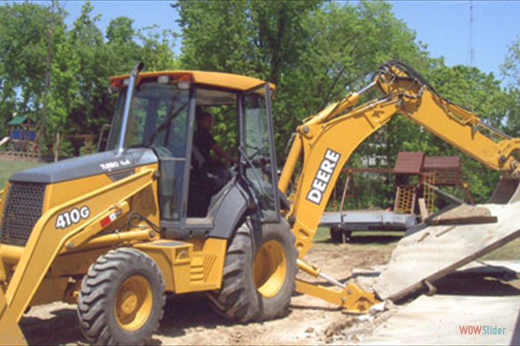 bakhoe tear 1